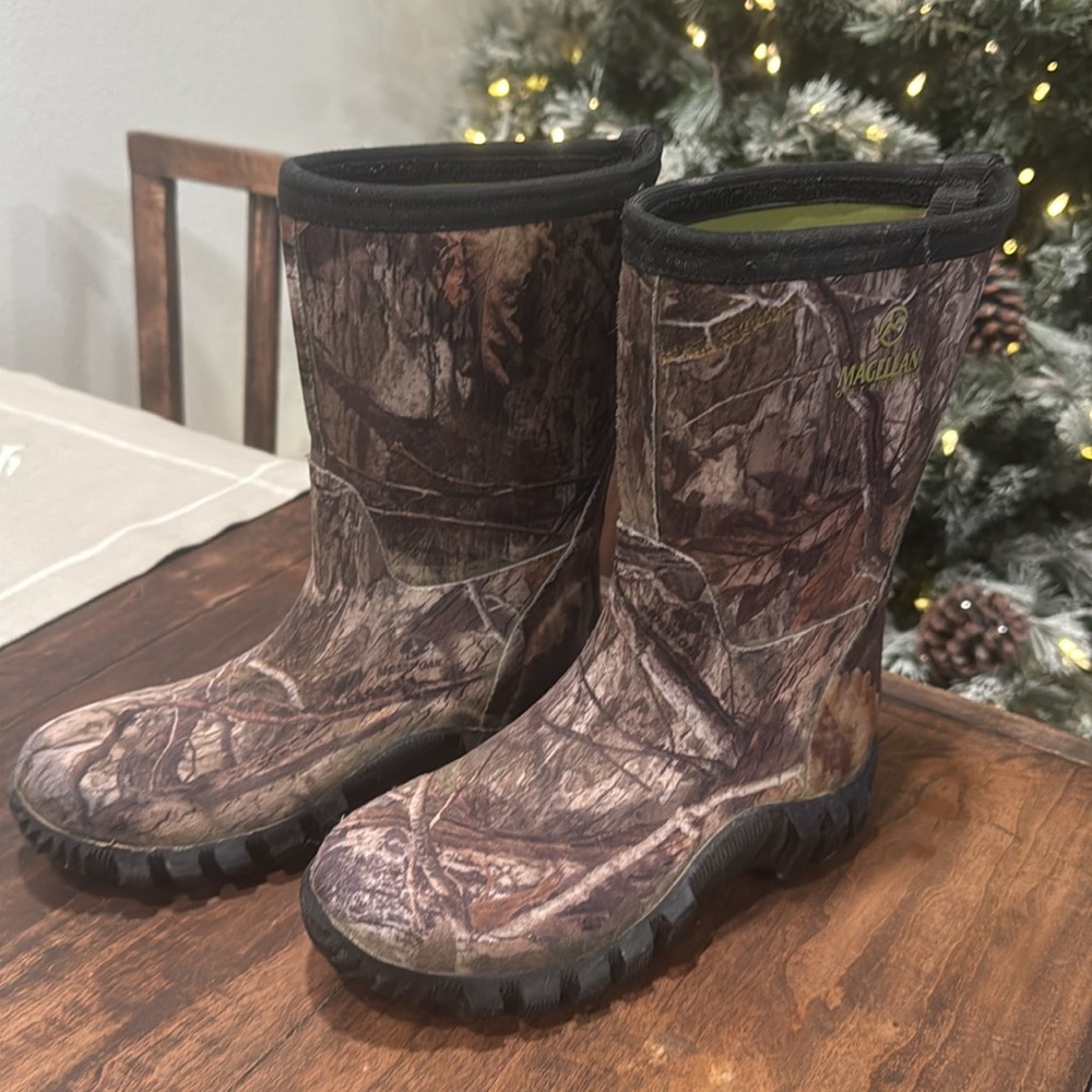 Magellan Boots